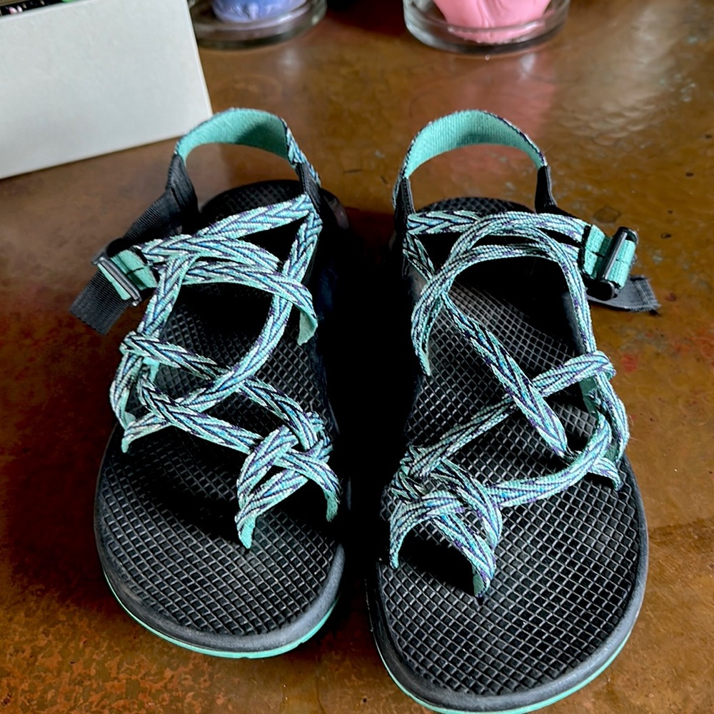 Chaco Size 9 - women’s